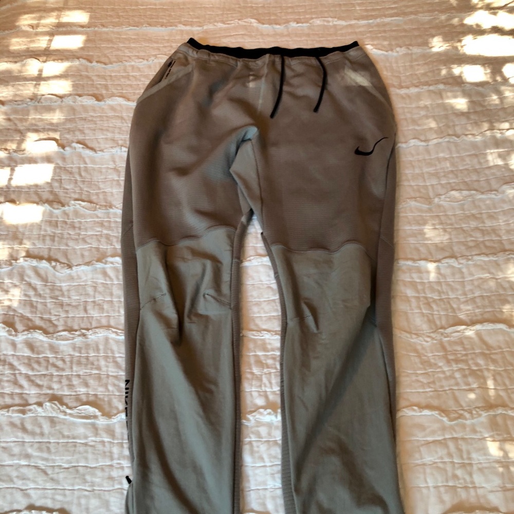 Large TALL Nike Pro dri fit gray pants